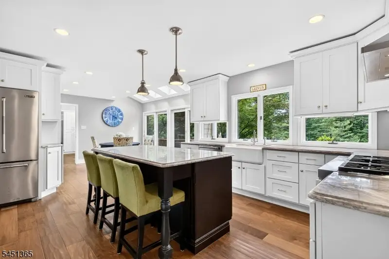 26 Stone Fence Rd, Bernardsville, NJ 07924 - #2