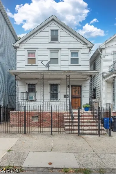 212 Garside St, Newark, NJ 07104 - #2