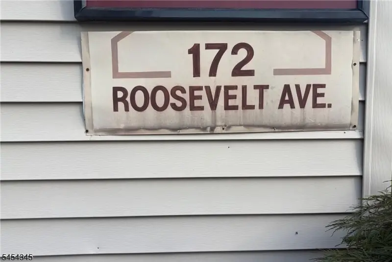 172 Roosevelt Ave F, Carteret, NJ 07008 - #3
