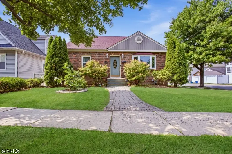 640 New York Ave, Lyndhurst, NJ 07071 - #2
