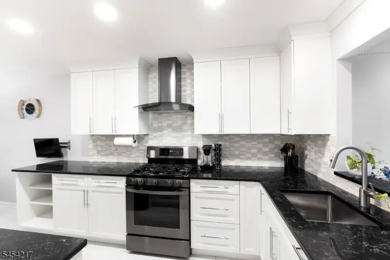45 Bond St, Bridgewater, NJ 08807 - #3