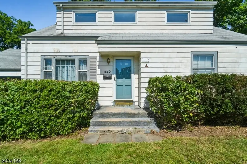 442 Oakridge Ave, North Plainfield, NJ 07063 - #2
