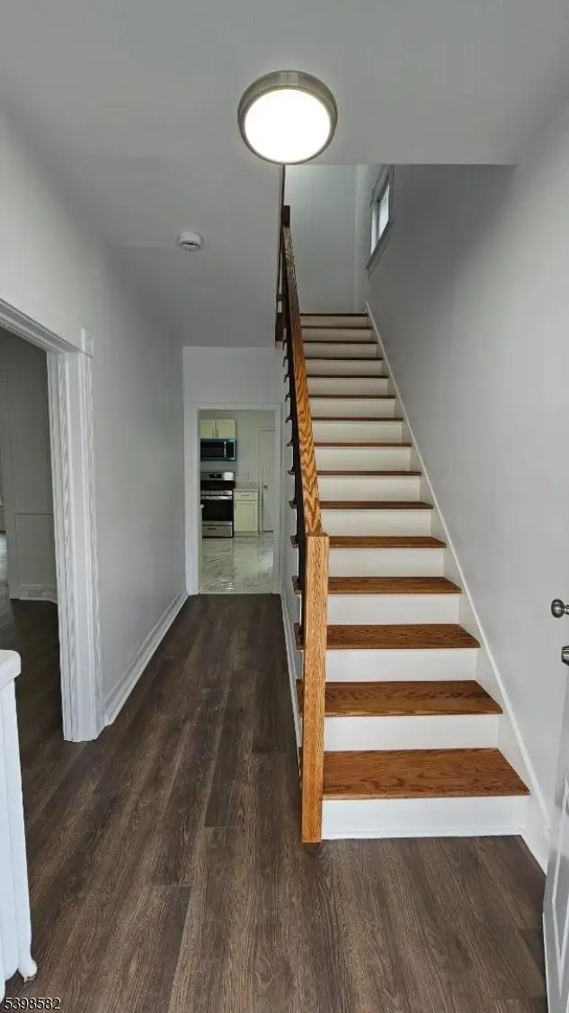 5 Jefferson St, Newton, NJ 07860 - #3