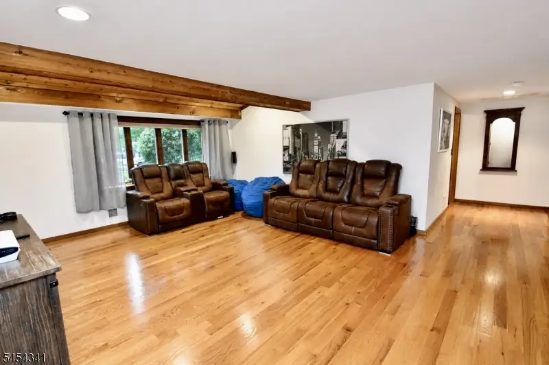 47 Pequot Trl, Oak Ridge, NJ 07438 - #3