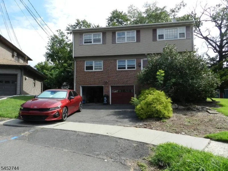 215 Buchanan Dr, Connecticut Farms, NJ 07083 - #1