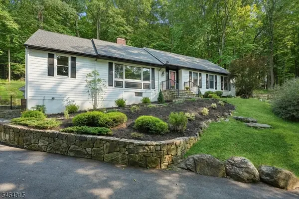 497 Mine Brook Rd, Bernards Twp., NJ 07920