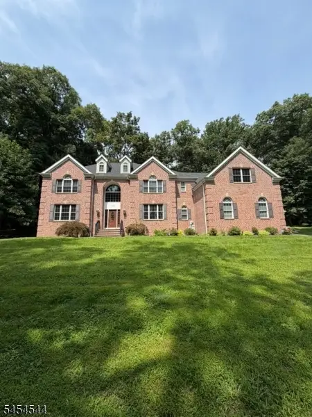 190 Sand Shore Rd, Mount Olive Twp., NJ 07828