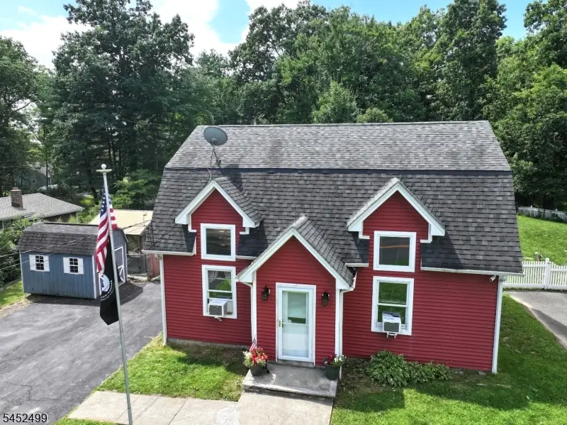 216 E Shore Culver Rd, Frankford, NJ 07826 - #2