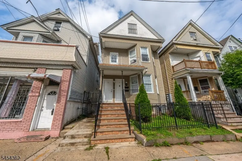 313 Washington Ave, Elizabeth, NJ 07202 - #2