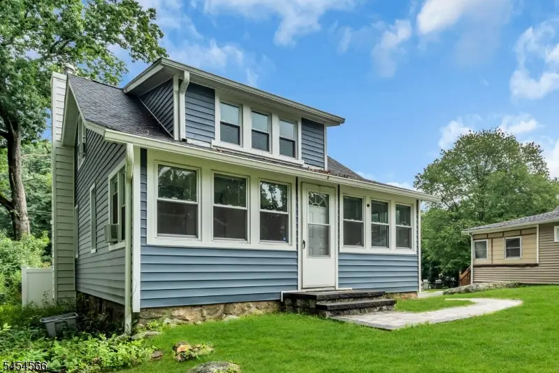 7 Birchwood Dr, Budd Lake, NJ 07828 - #1