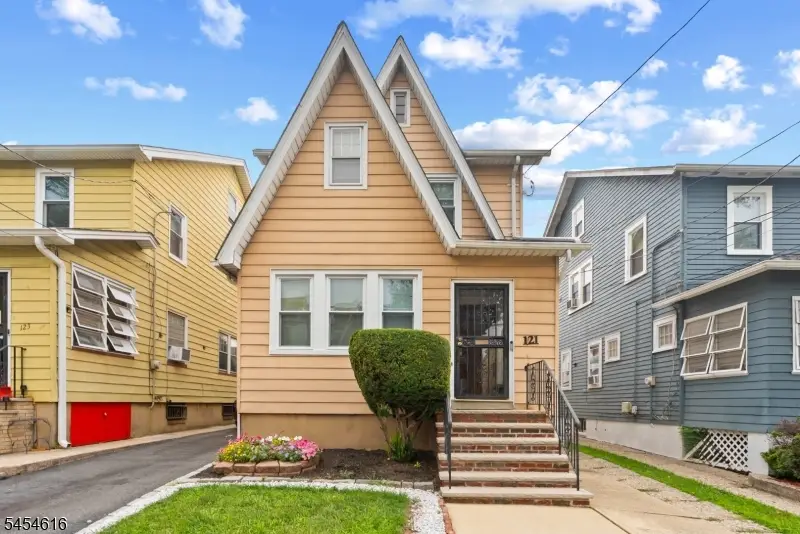 121 Scofield St, Newark, NJ 07106 - #1