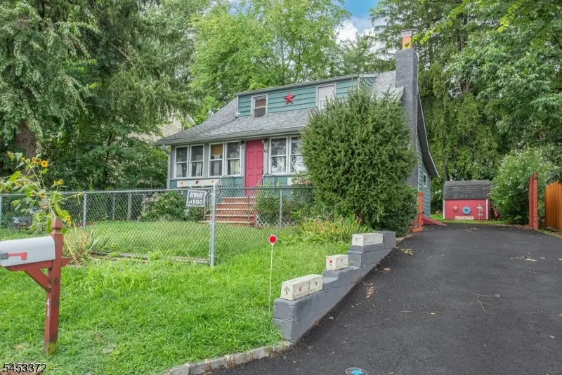 41 Dacotah Ave, Lake Hiawatha, NJ 07034 - #2