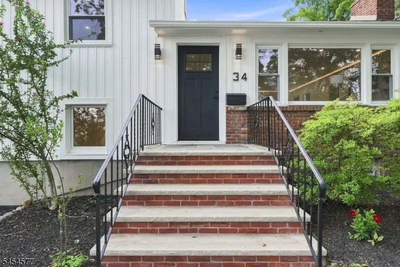 34 Clark St, Summit, NJ 07901 - #2