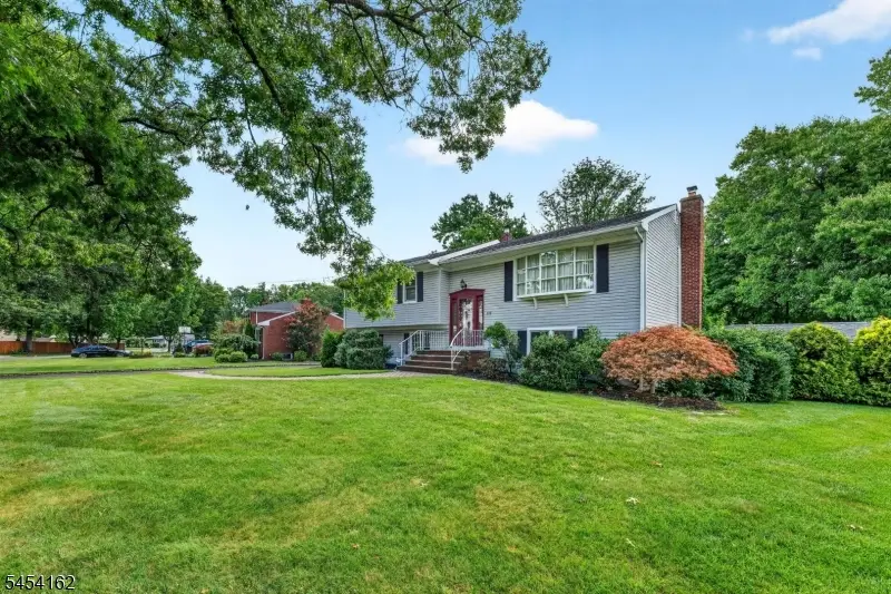 105 Victoria Drive, Clark, NJ 07066 - #2