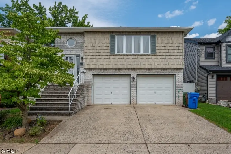 820 Baldwin Ave, Linden, NJ 07036 - #2