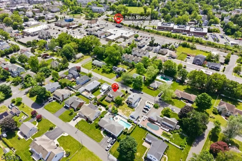162 Washington St, Berkeley Heights, NJ 07922 - #3