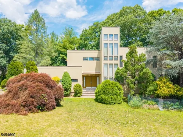 4 High Mountain Trl, Lincoln Park Boro, NJ 07035
