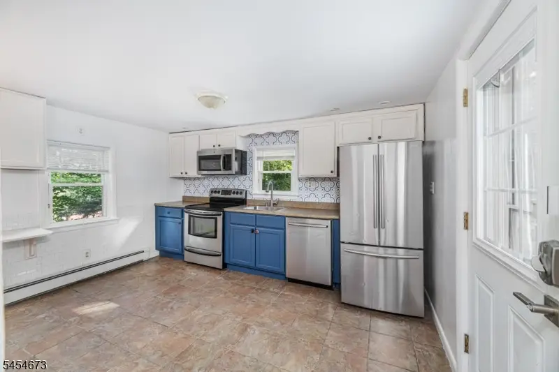 15 Laceytown Rd, Hardyston, NJ 07416 - #2