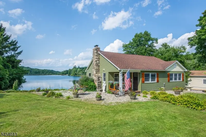 48 Lakeside Ave, Stockholm, NJ 07460 - #3