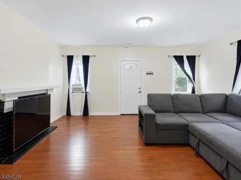 239 S 19th St, Newark, NJ 07103 - #2