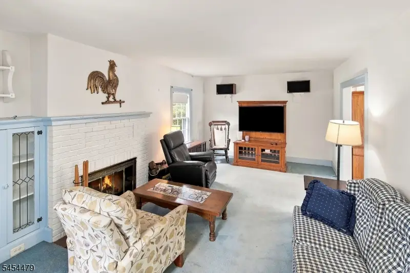 4 Doering Way, Cranford, NJ 07016 - #3