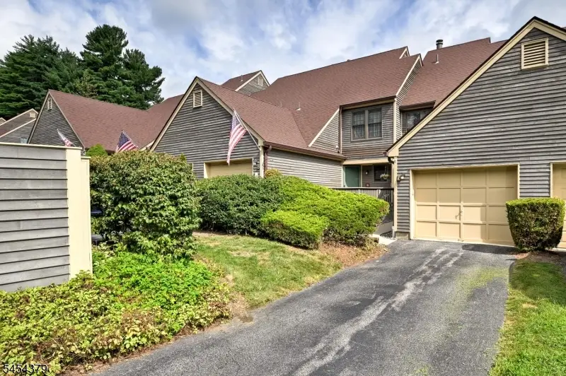 20E Quincy Ln #E, West Milford, NJ 07480 - #1