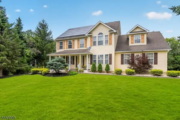 33 Summit Rd, Green Twp., NJ 07821
