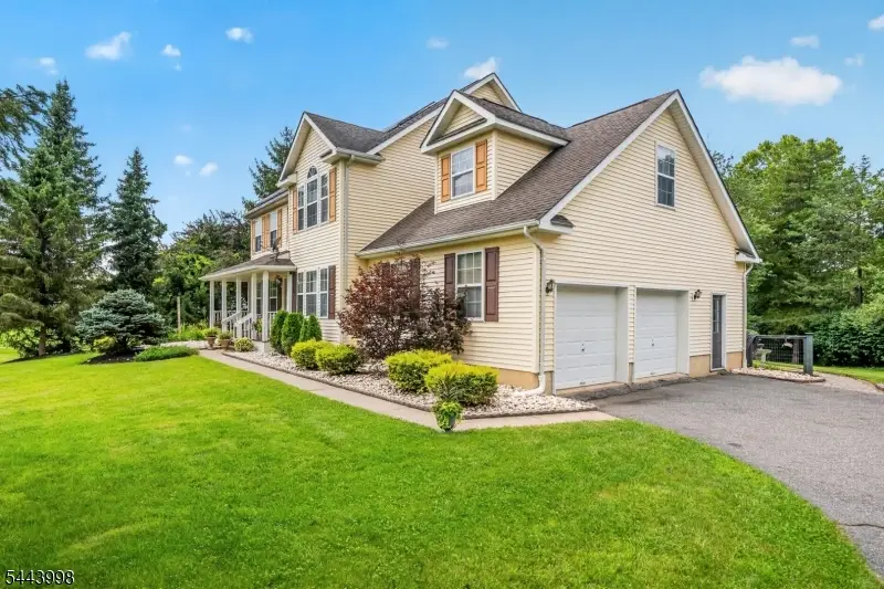33 Summit Rd, Green, NJ 07821 - #2