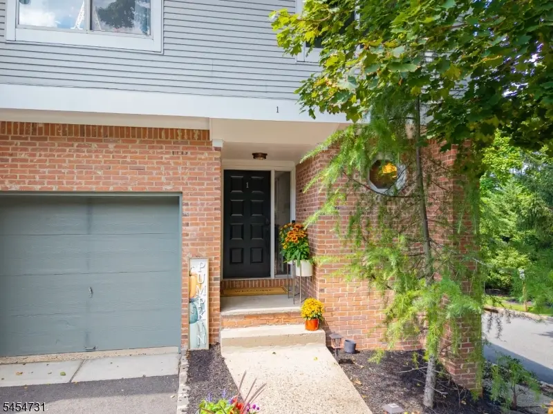 1 Mt Vernon Square, Verona, NJ 07044 - #2
