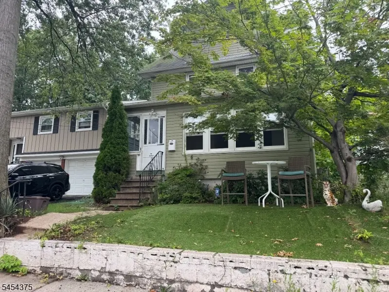 221 E 10th Ave, Roselle, NJ 07203 - #1