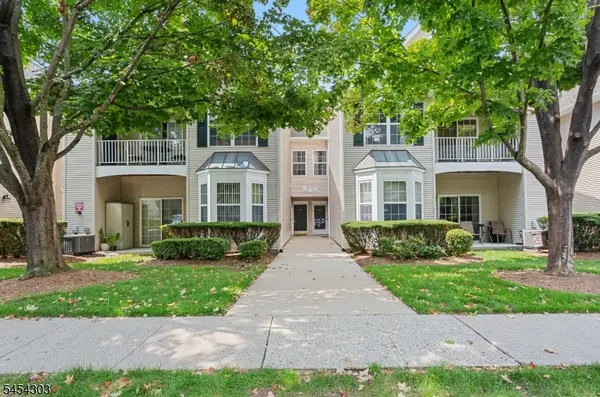 314 Cambridge Dr, Butler Boro, NJ 07405