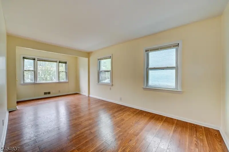 80 Brookline Ave, Nutley, NJ 07110 - #2