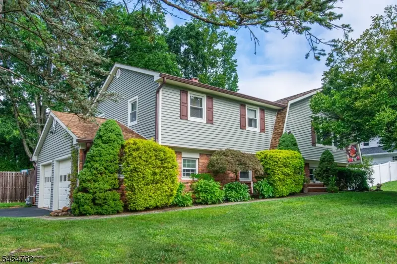 14 Jill Ter, Succasunna, NJ 07876 - #1