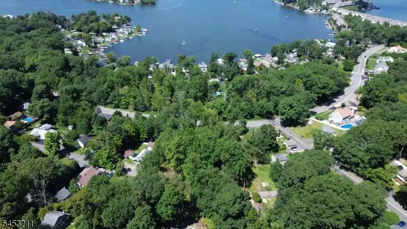 66 Iroquois Ave, Landing, NJ 07850 - #3