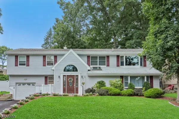 110 Marne Rd, Hopatcong Boro, NJ 07843