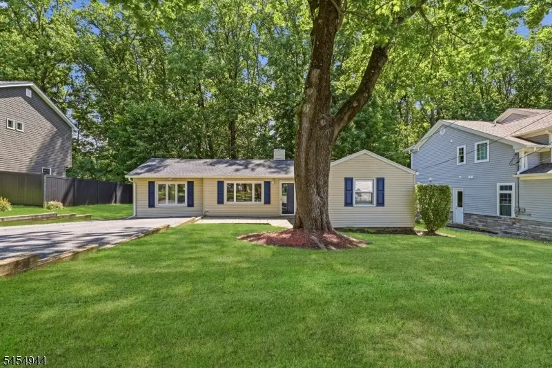 51 Memory Ln, Denville, NJ 07834 - #1