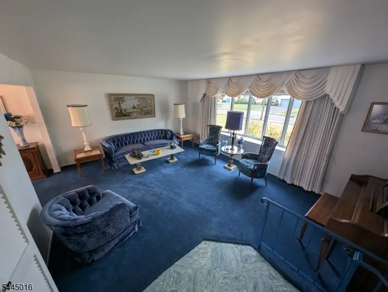116 Stonehenge Ter, Clark, NJ 07066 - #3