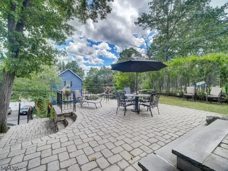 146 Monroe Trl, Hopatcong, NJ 07843 - #2