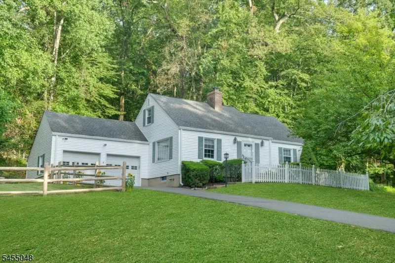 27 Wood Rd, Morris, NJ 07960 - #3