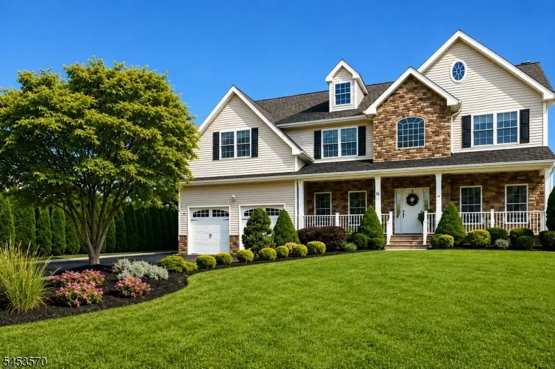 6 Briarheath Ln, Clark, NJ 07066 - #1