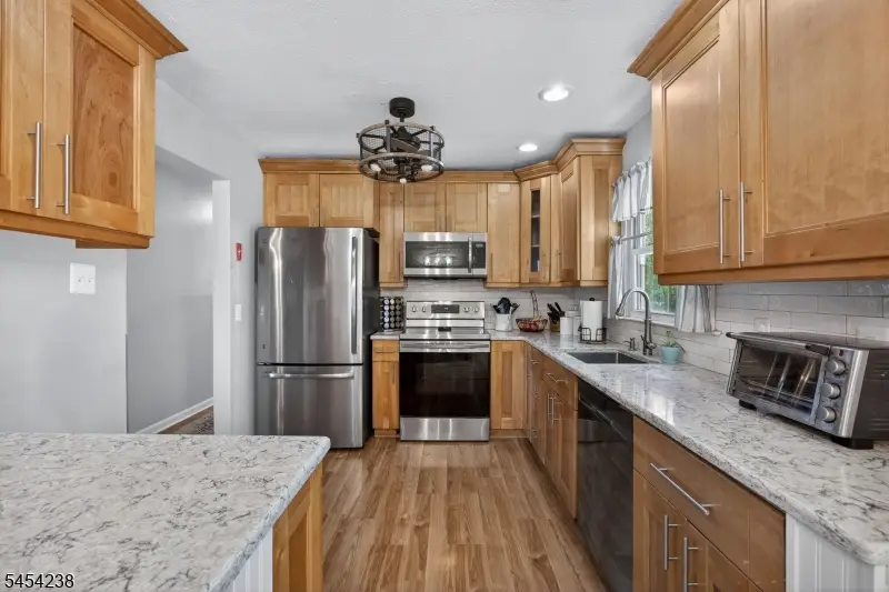 14 Bettino Dr, Ogdensburg, NJ 07439 - #3