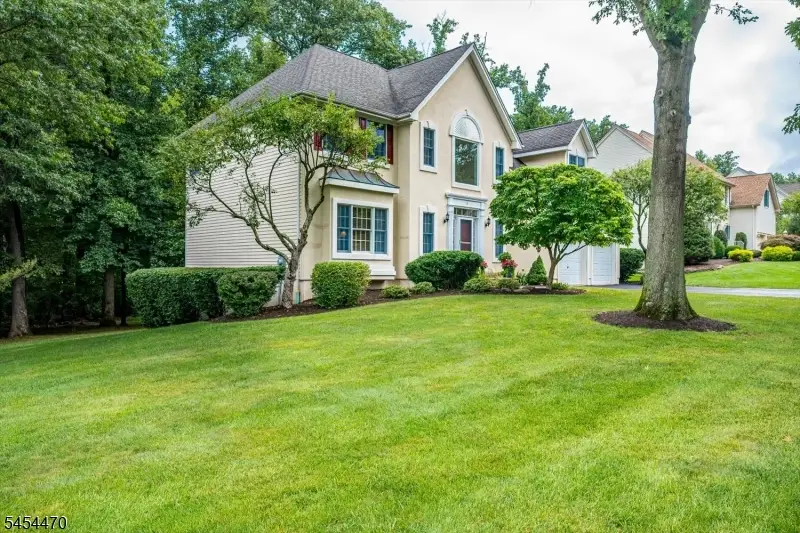 2 Jupiter Hills Ct, Skillman, NJ 08558 - #2