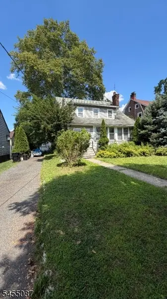 901 E 7th St, Plainfield City, NJ 07062