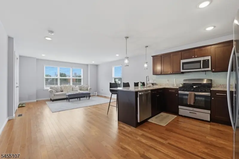 101-103 N 6th St, Newark, NJ 07107 - #2