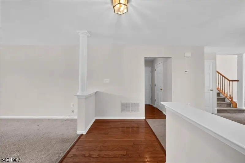 9 Musket Dr, The Hills, NJ 07920 - #3