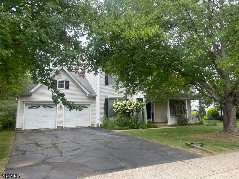 32 Mcbride Way, Bradley Gardens, NJ 08807 - #3