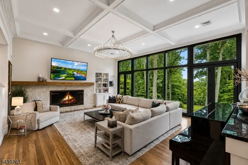 101 Peachcroft Dr, Bernardsville, NJ 07924 - #2
