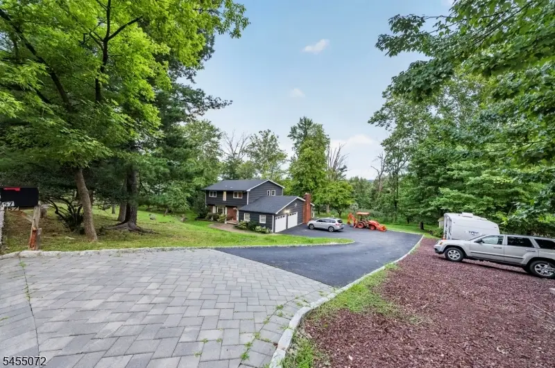 57 Longview Dr, Green Brook, NJ 08812 - #1