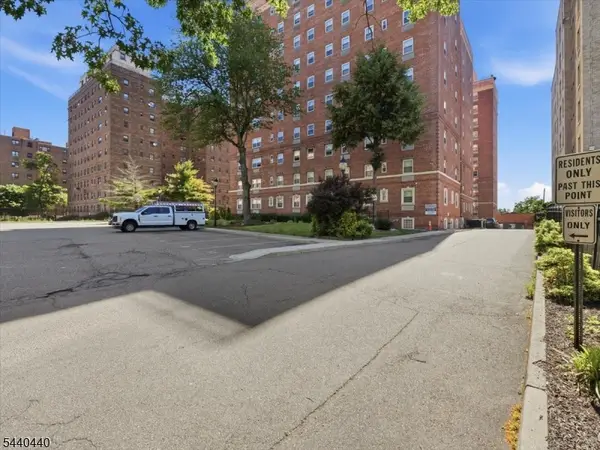 70 S Munn Ave #413, East Orange City, NJ 07018