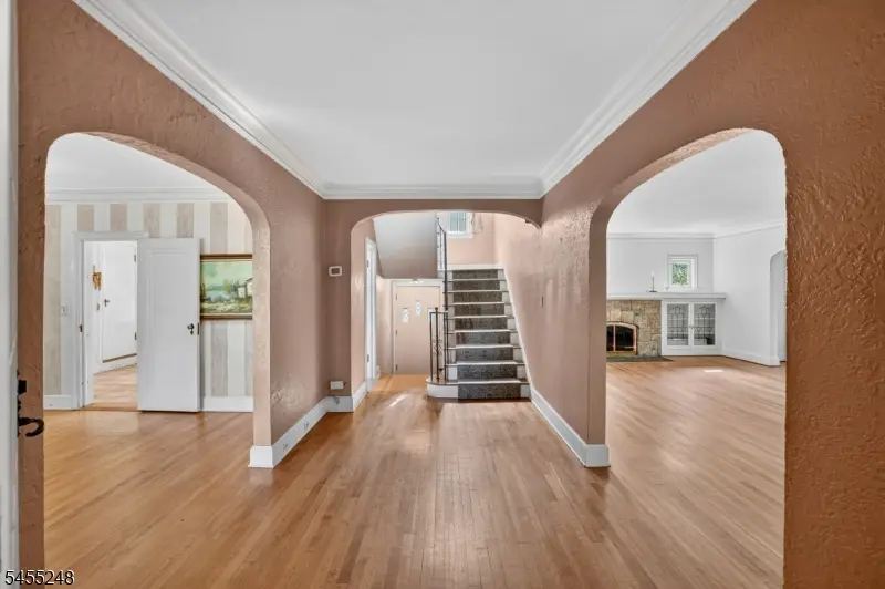 425 Ridgewood Ave, Glen Ridge, NJ 07028 - #2